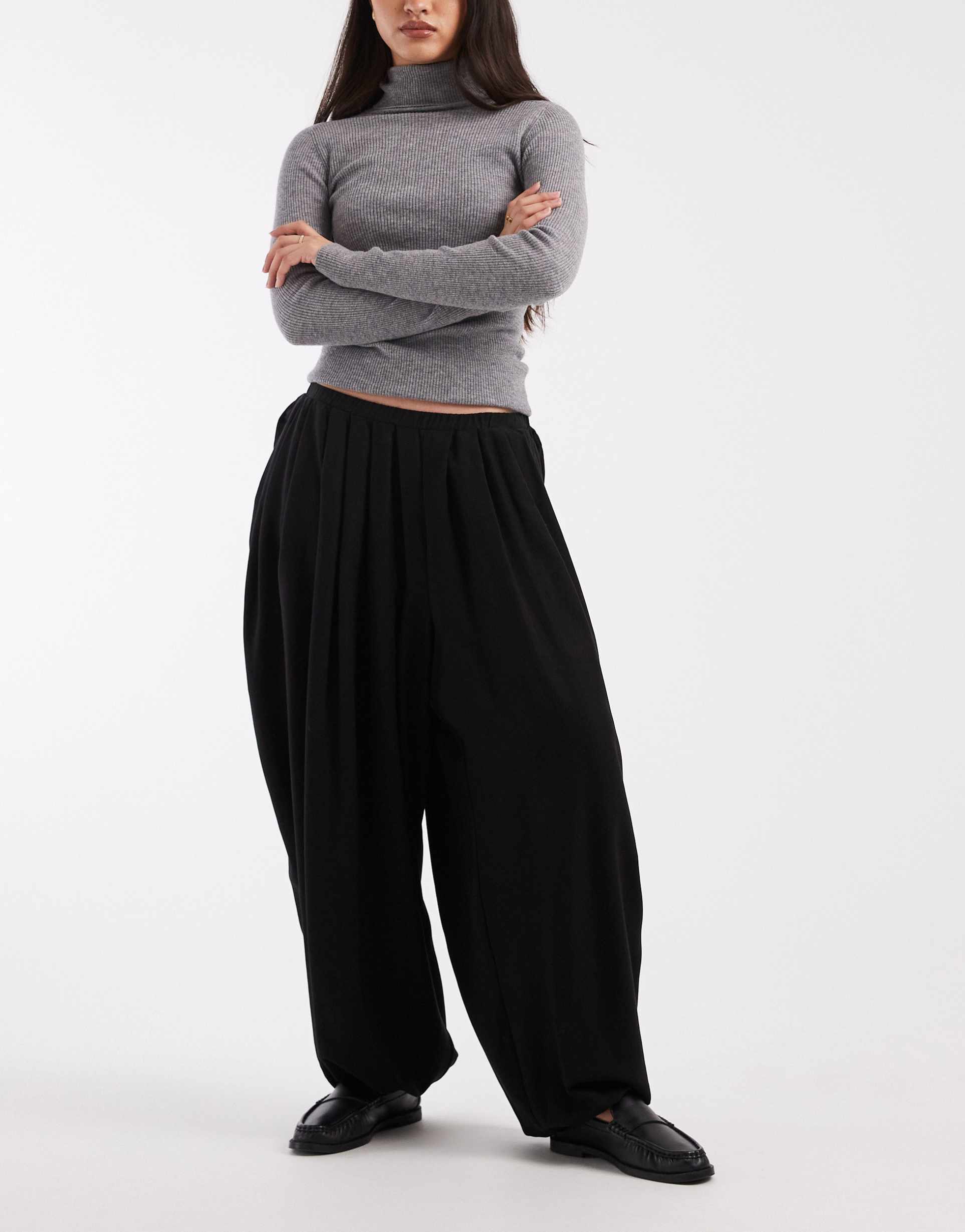 asos design pleated barrel leg pants in black