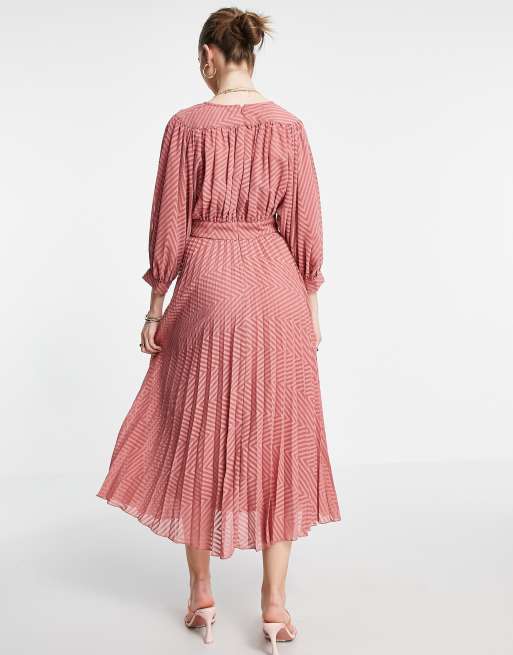 Asos design pleated midi dress with batwing clearance sleeves