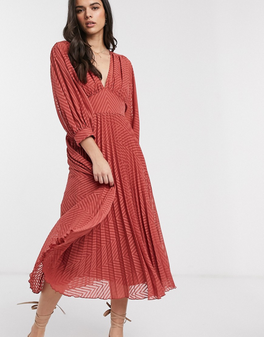 ASOS DESIGN pleated batwing midi dress in chevron dobby in rust-Red