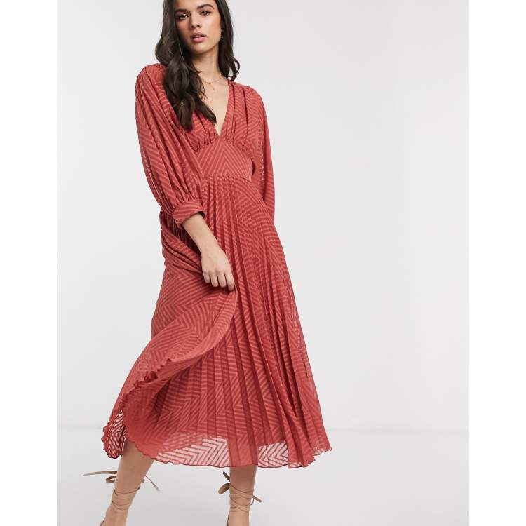 Asos design pleated midi clearance dress with batwing sleeves