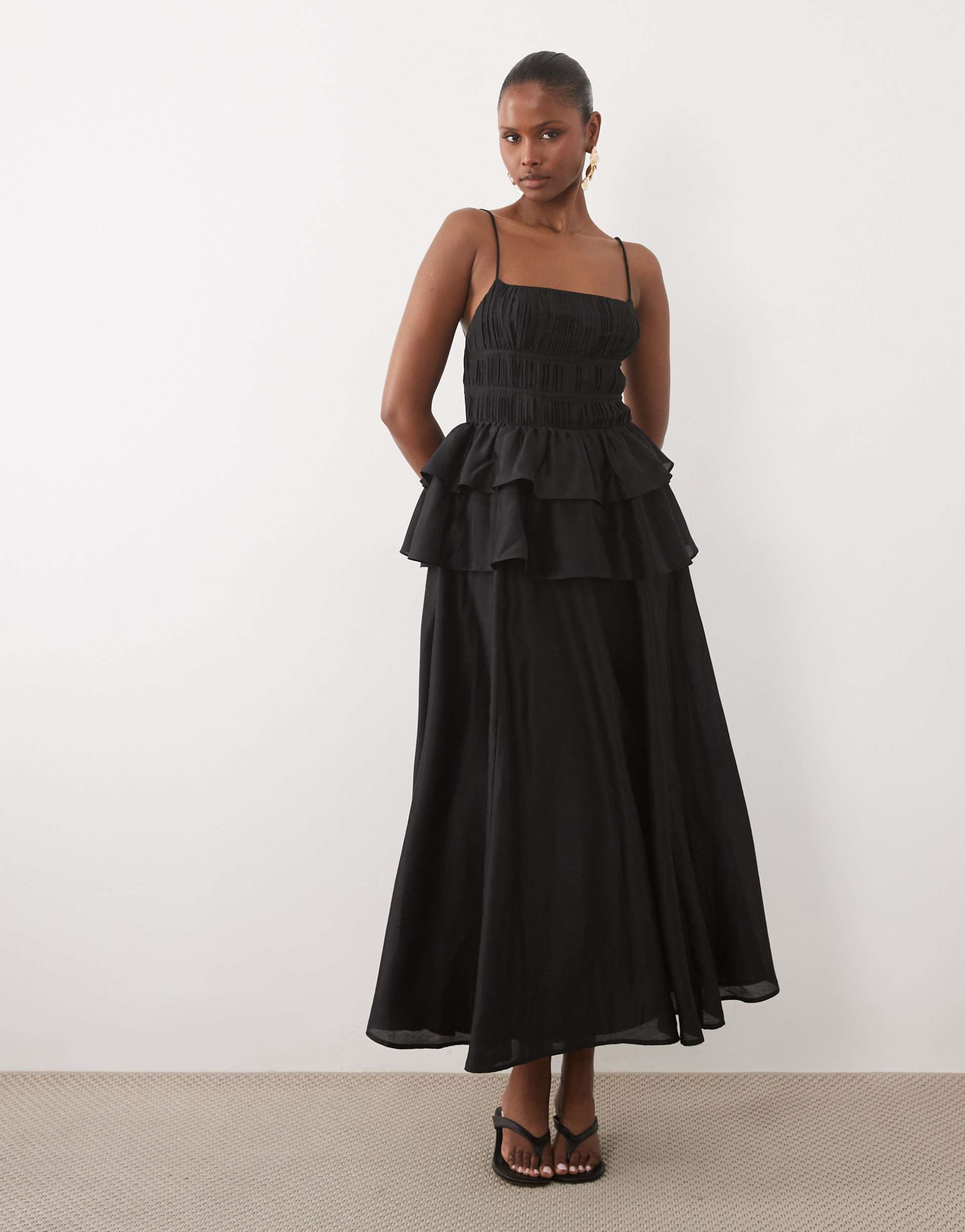 asos design pleated bodice maxi dress with tiered waist in black