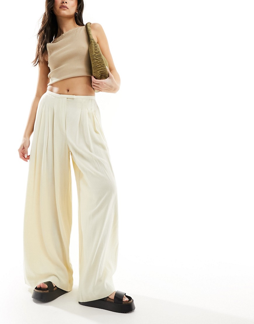 Asos Design Pleated Palazzo Wide Leg Pants With Linen In Cream-white