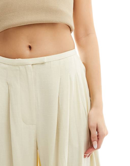 ASOS DESIGN pleated palazzo wide leg pants with linen in cream, 4 of 5