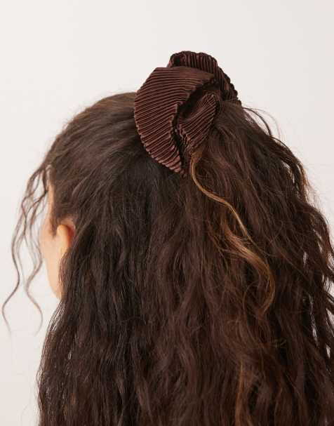 ASOS DESIGN pleated scrunchie in chocolate brown - view 1