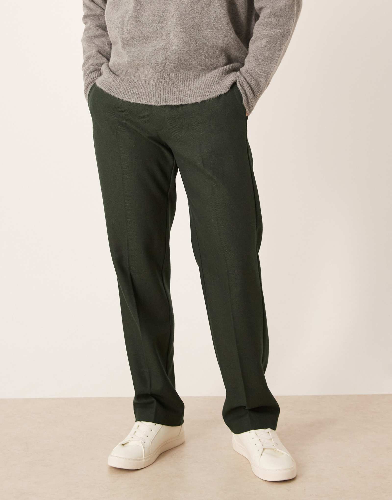 Дизайнерские плиссированные брюки из смеси шерсти ASOS с прямыми штанинами зеленого цвета в елочку