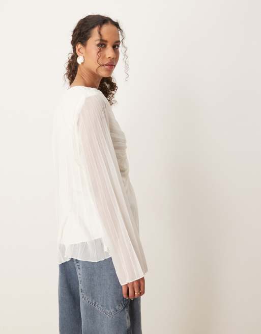 ASOS DESIGN pleated tie front blouse in cream, 4 of 4