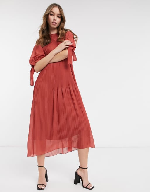 Asos design pleated midi hotsell dress with batwing sleeves