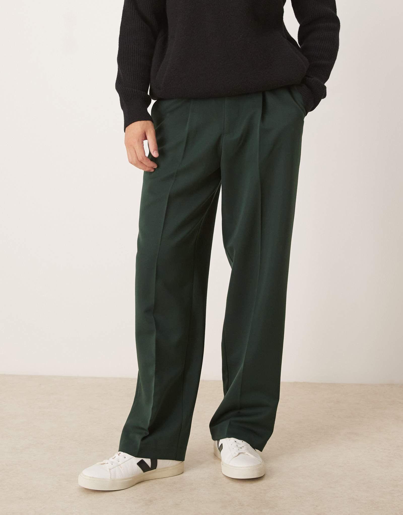 Широкие плиссированные брюки ASOS DESIGN темно-зеленого цвета