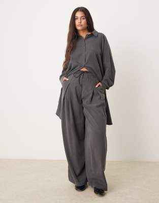 pleated wide leg pants with tie in gray - part of a set