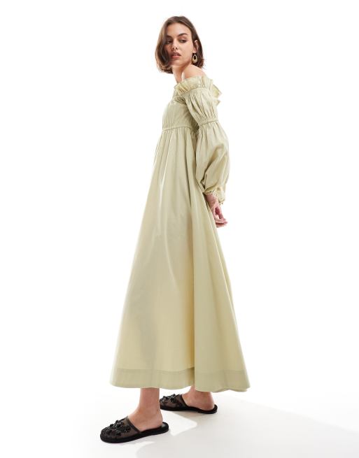 ASOS DESIGN – Plisowana popelinowa luźna sukienka midi z dekoltem bardot i ozdobnym marszczeniem