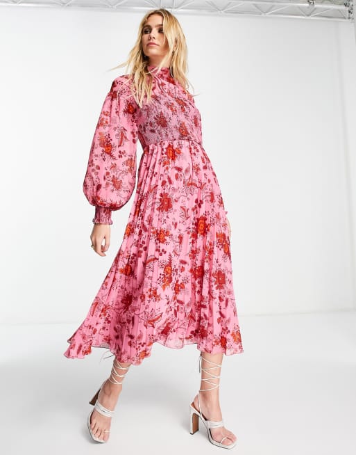 ASOS DESIGN – Plisowana sukienka midi z marszczoną górą i zabudowanym dekoltem we wzór paisley w stylu boho 