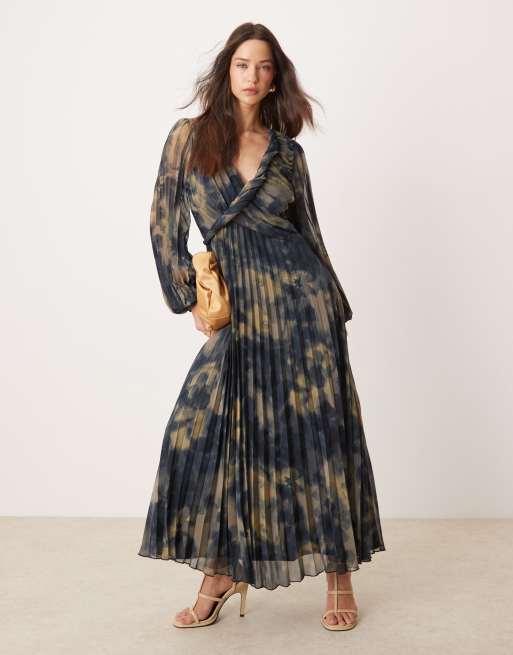 ASOS DESIGN – Plisowana sukienka midi ze skręconą kopertową góra w rozmyty kwiatowy wzór