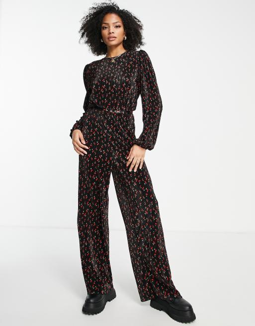 ASOS DESIGN – Plisowany kombinezon z długimi rękawami i paskiem we wzór w wisienki 