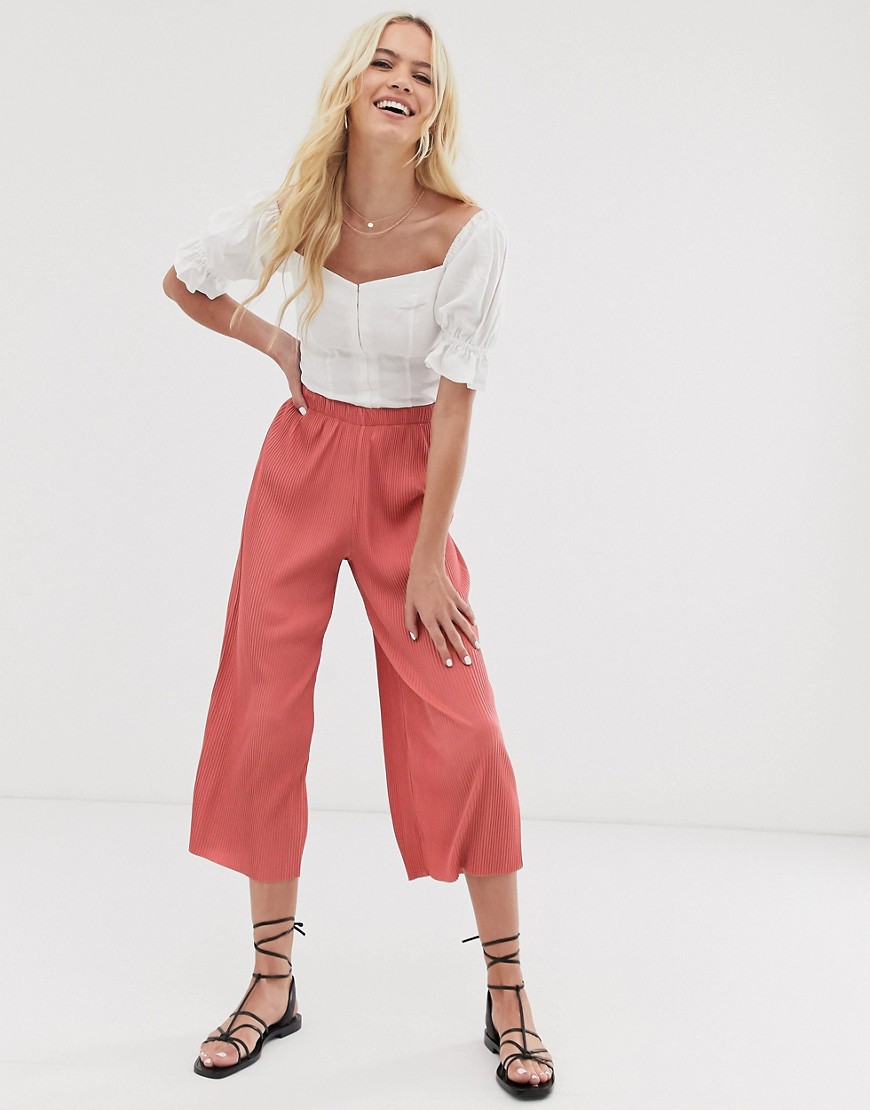 ASOS DESIGN plisse culotte trousers-Pink