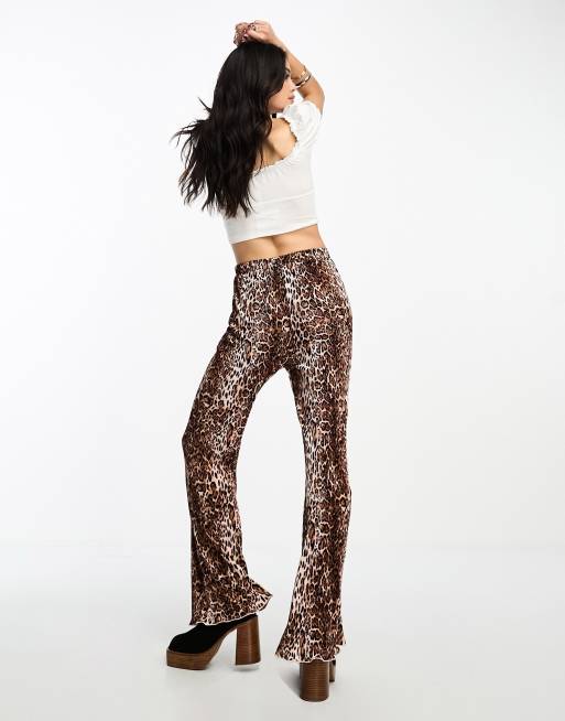 ASOS DESIGN cropped flare leggings in spot print