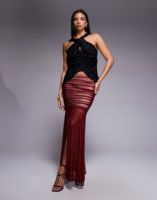 ASOS DESIGN plisse halter neck top with knot and slit detail in black, 4 of 4