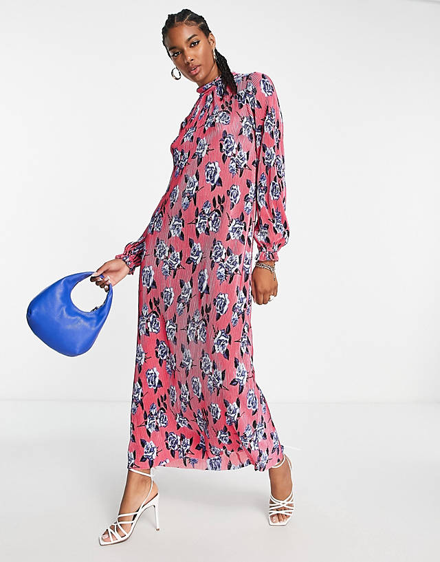 ASOS DESIGN - plisse high neck maxi dress in pink and blue rose print