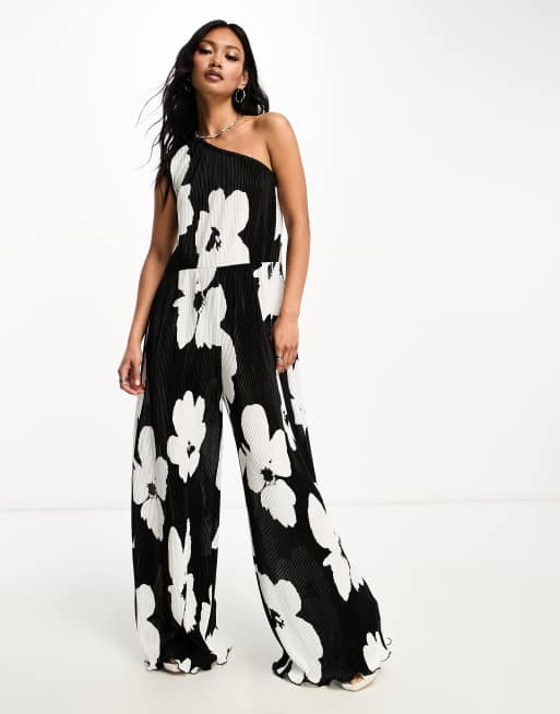 ASOS DESIGN - Plissé jumpsuit met blote schouder in zwart-witte bloemenprint
