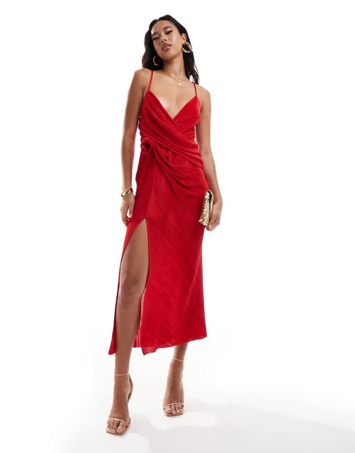 ASOS DESIGN - Plissé maxi cami-jurk met waterval-voorkant met corsage in rood