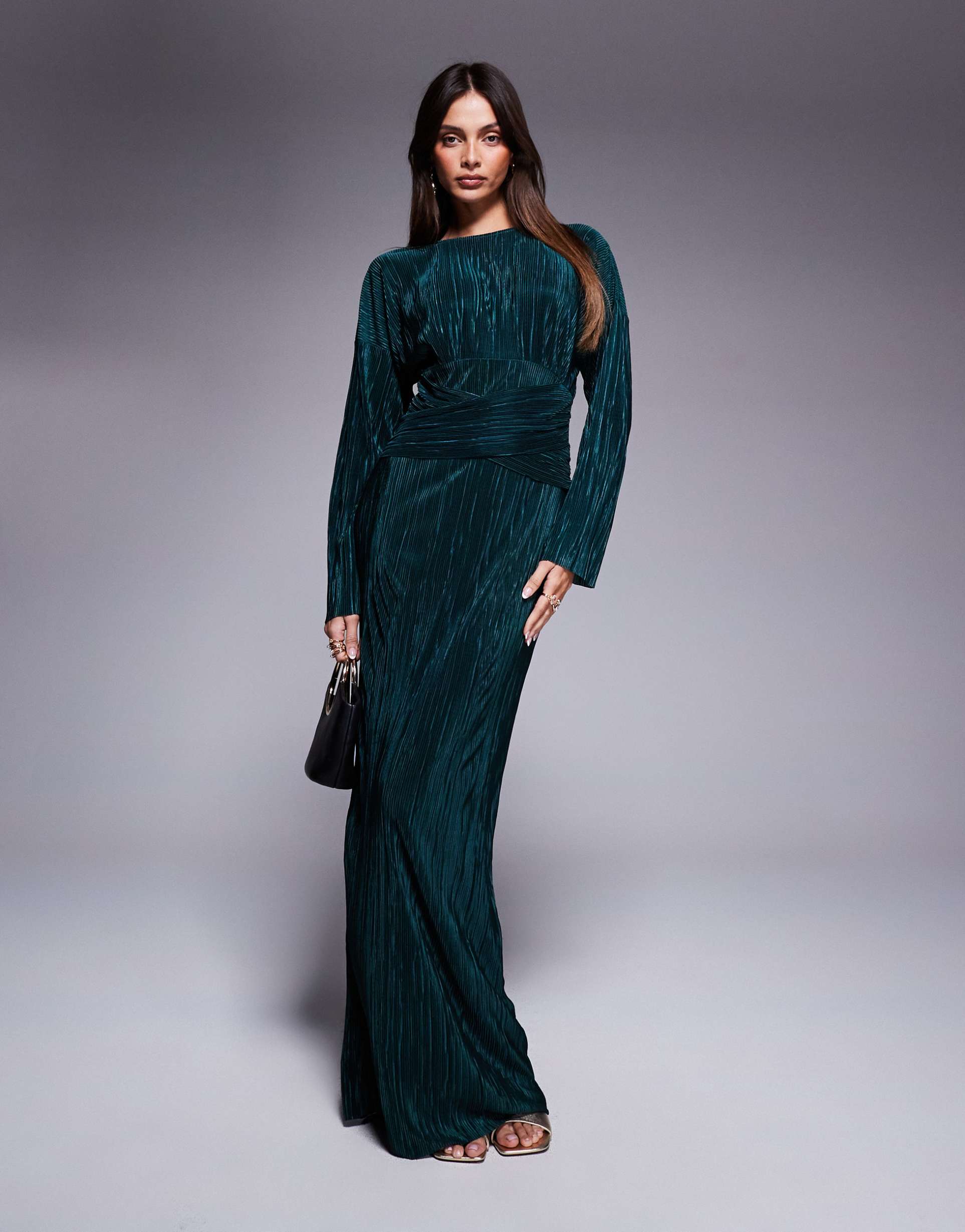 asos design plisse maxi dress in emerald