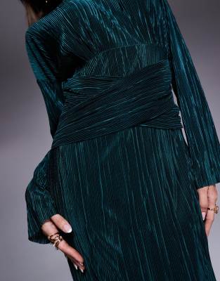 ASOS DESIGN plisse maxi dress in emerald