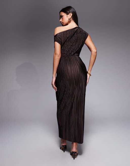 ASOS DESIGN - Plissé maxi kokerjurk met afhangende schouder en gedraaide taille in chocoladebruin, 4 van 4