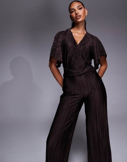 ASOS DESIGN plisse plunge short sleeve wrap waist jumpsuit in chocolate, 2 of 4