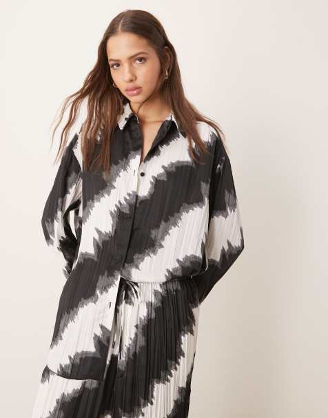 ASOS DESIGN plisse relaxed shirt in mono print - part of a set - view 1