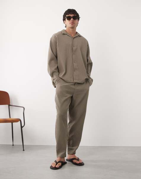 ASOS DESIGN plissé set with shirt & pants in brown - view 1