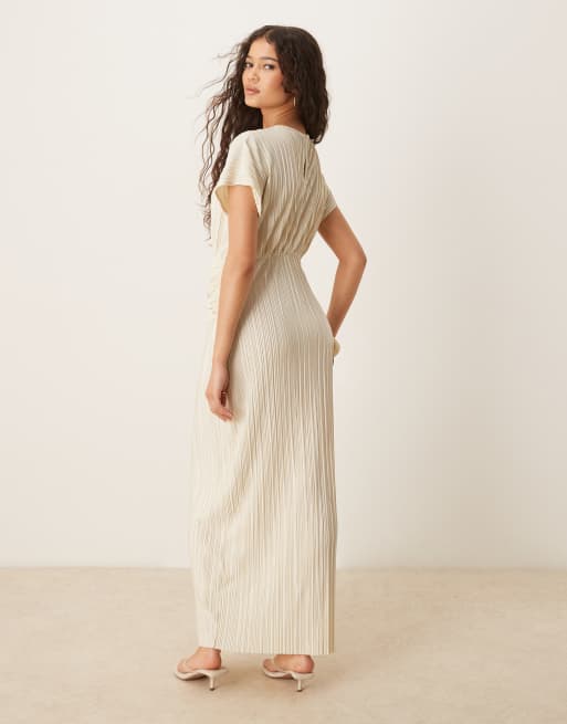 ASOS DESIGN plisse sleeveless twist front maxi dress in buttermilk, 3 of 4
