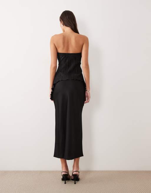 ASOS DESIGN plisse twist bust bandeau top in black, 4 of 4