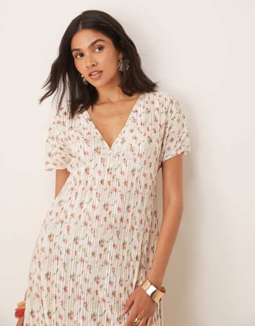 ASOS DESIGN plisse v neck midi dress in floral print, 4 of 4