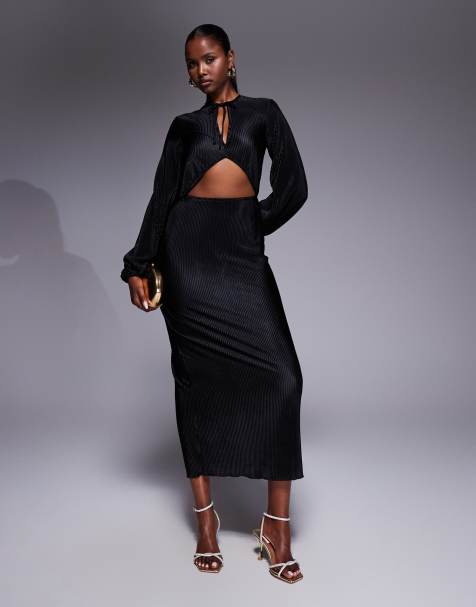 ASOS DESIGN – Plissee-Midikleid in Schwarz mit Cut-Out und Schleife auf der Vorderseite - view 1