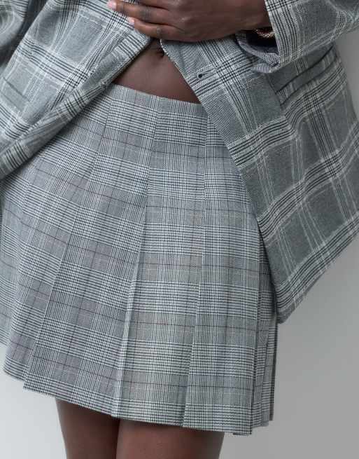 ASOS DESIGN plisserad minikjol i svartvitt rutmönster, 5 av 5