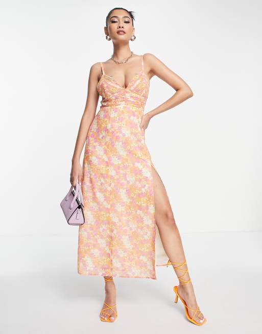 ASOS DESIGN - Plisseret cami-midikjole med slids i koralfarvet blomsterprint								