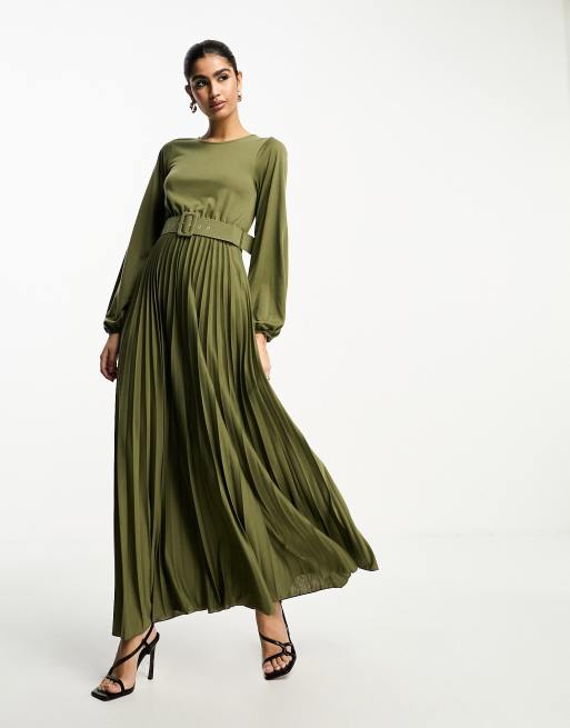 ASOS DESIGN - Plisseret maxikjole med lange ærmer og bælte i kakigrøn