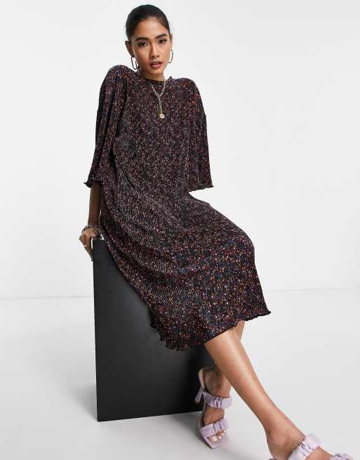 ASOS DESIGN - Plisseret midi-oversized T-shirtkjole i mørkt småblomstret print, 4 af 4