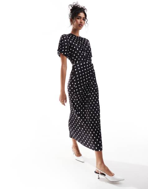 ASOS DESIGN - Plisseret midikjole med korte ærmer, snoet nederdel og hvide prikker - view 1