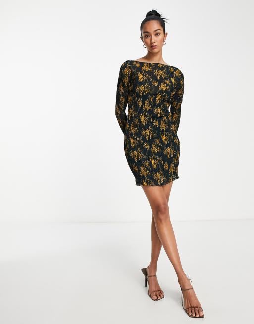 ASOS DESIGN - Plisseret minikjole i blomsterprint, 3 af 4
