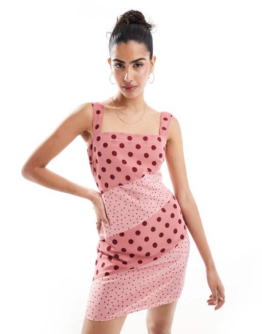 ASOS DESIGN - Plisseret minikjole med firkantet hals og prikker i pink chiffon