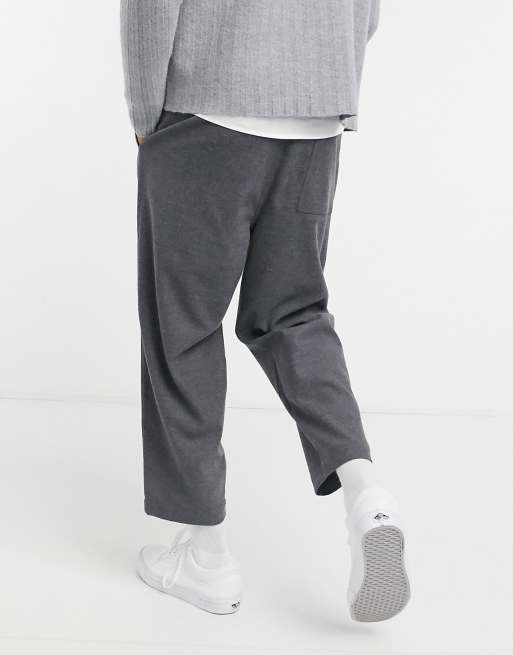 ASOS DESIGN – Plissierte Hose mit weitem Bein in Grau, 2 von 4