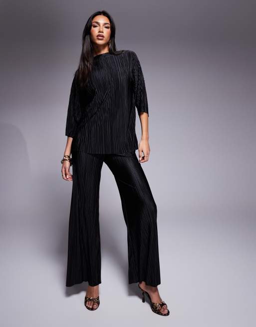 ASOS DESIGN Plissierter 2 in 1 Jumpsuit aus Cord Imitat in Schwarz