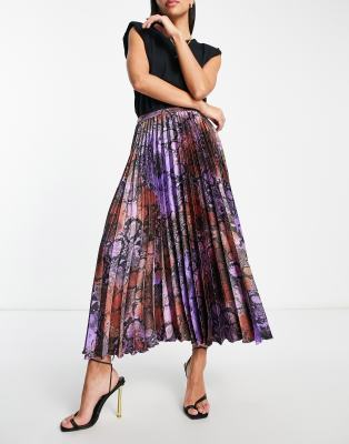 ASOS DESIGN - Plissierter Midirock aus Satin mit Schlangenprint in Lila-Bunt