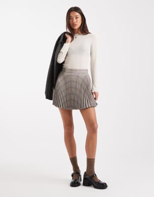 ASOS DESIGN - Plissierter Minirock mit Karomuster-Bunt