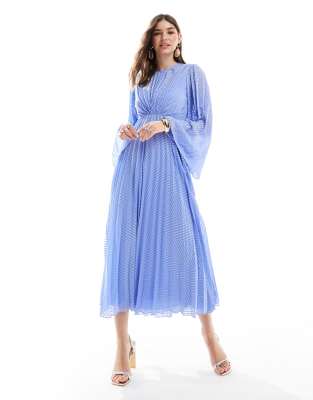 ASOS DESIGN - Plissiertes, hinten gebundenes Midikleid aus Chiffon in Kornblumenblau mit Trompetenärmeln und Winkelstrei...