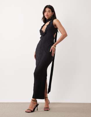 ASOS DESIGN - Plissiertes Midikleid in Schwarz mit tiefem Ausschnitt, Schaldetail und Spitzenbesatz