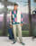 Thumbnail 1 van 4