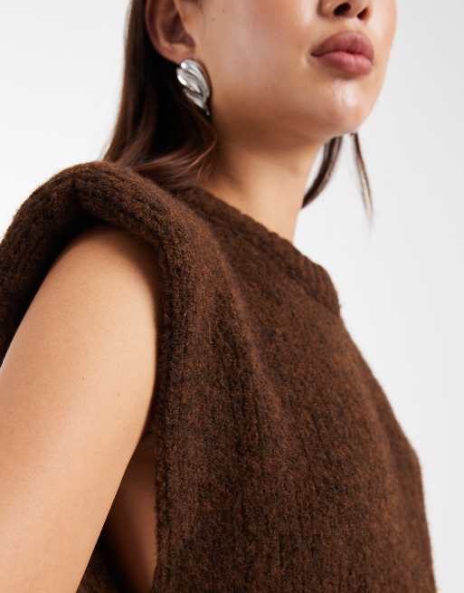 ASOS DESIGN - Pluizige gebreide tanktop met schoudervullingen in chocoladebruin, 2 van 4