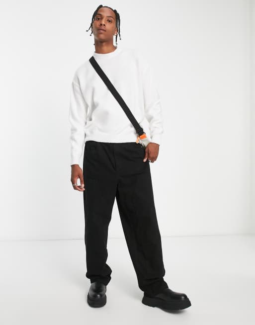 ASOS DESIGN - Pluizige gebreide trui met ronde hals in wit, 4 van 4