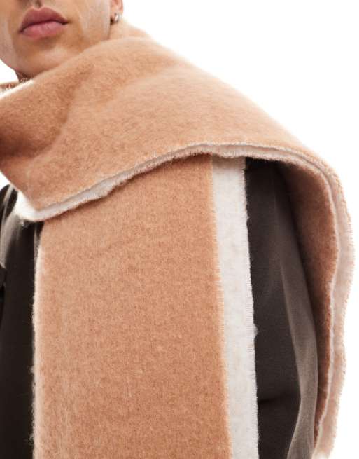ASOS DESIGN - Pluizige grote sjaal in beige, 2 van 4